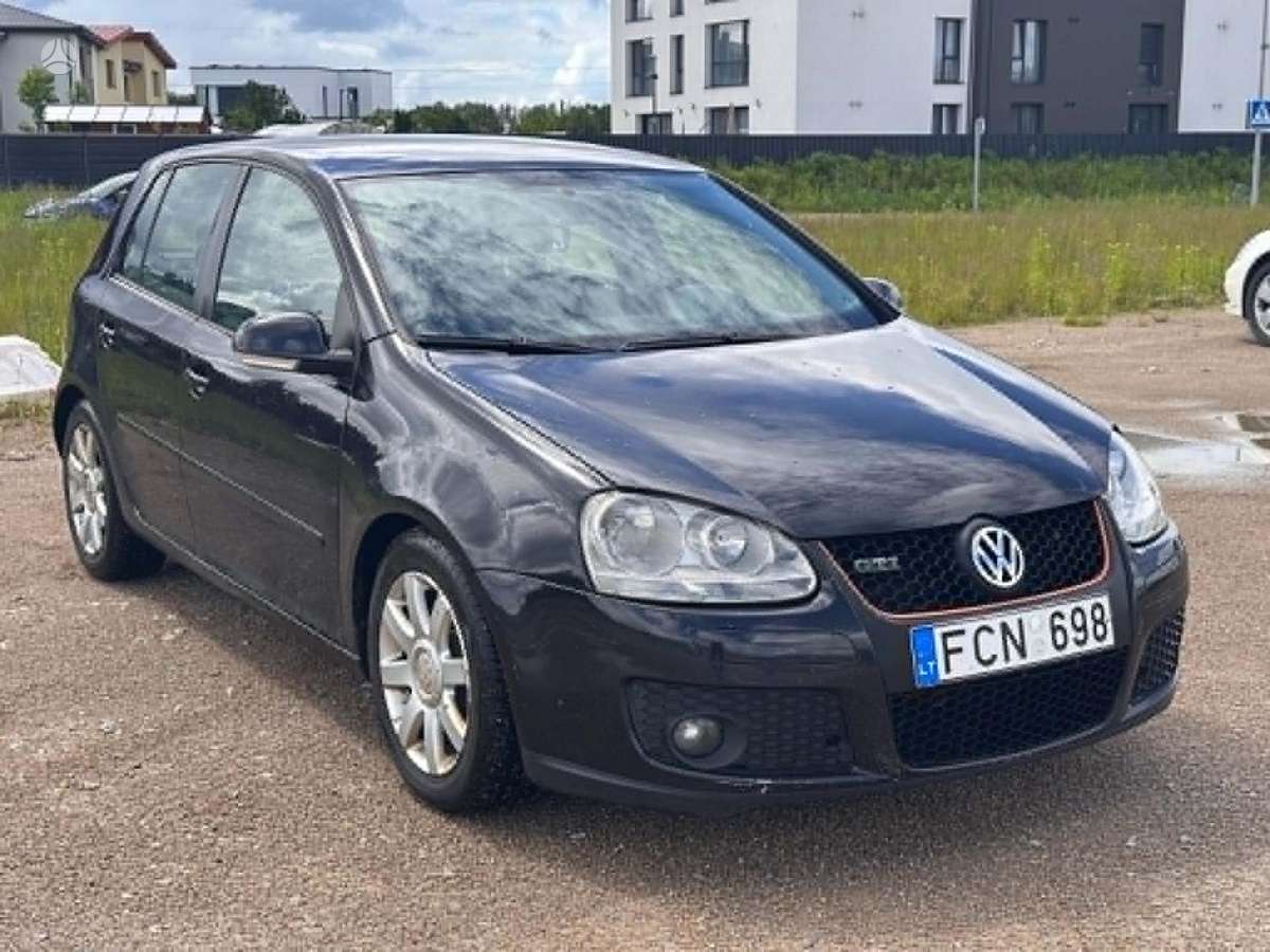 Volkswagen Golf - 6