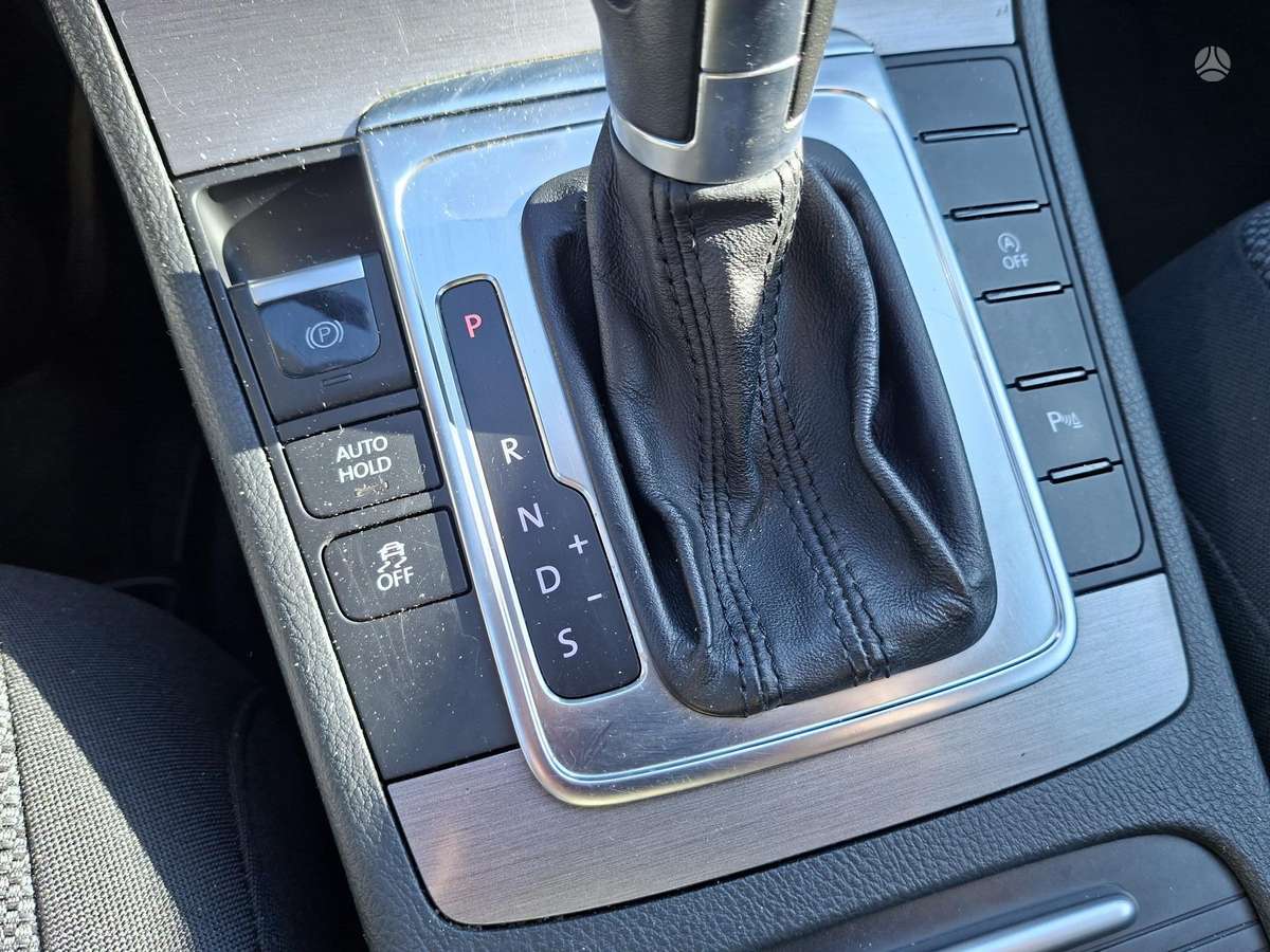 Volkswagen Passat, 1.4 l., Универсал