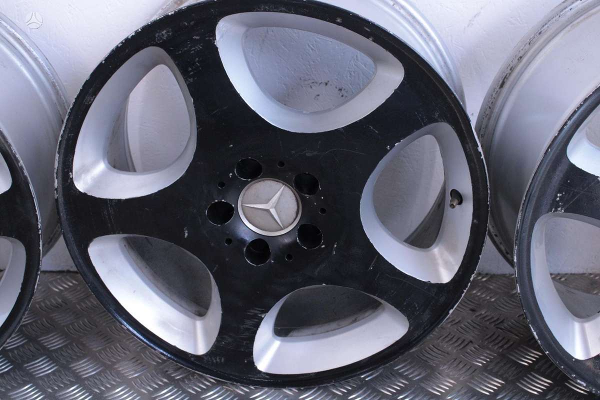 Mercedes-Benz, light alloy, R18