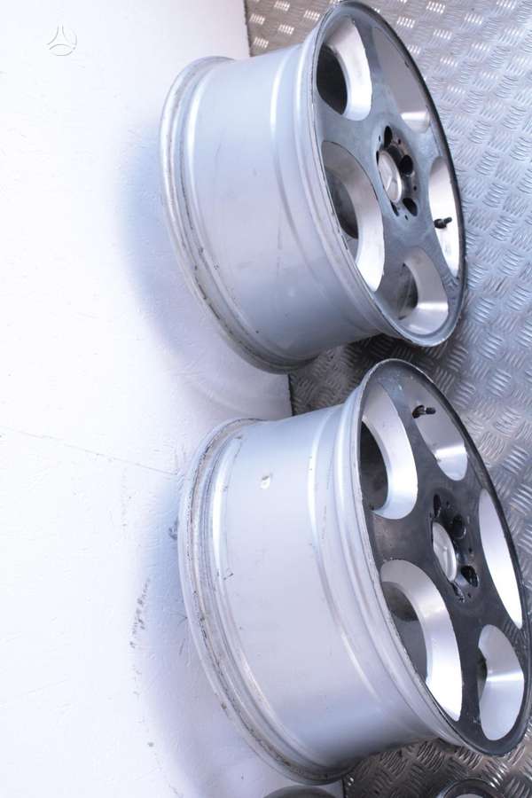 Mercedes-Benz, light alloy, R18
