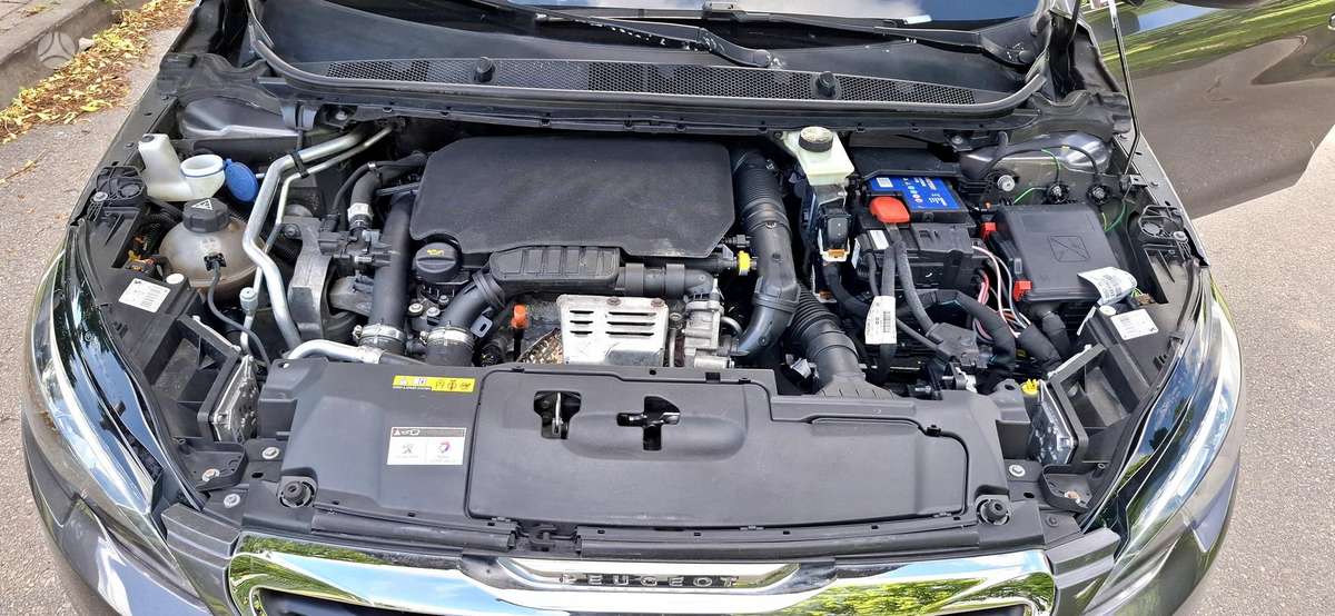 Peugeot 308, 1.2 l., Универсал