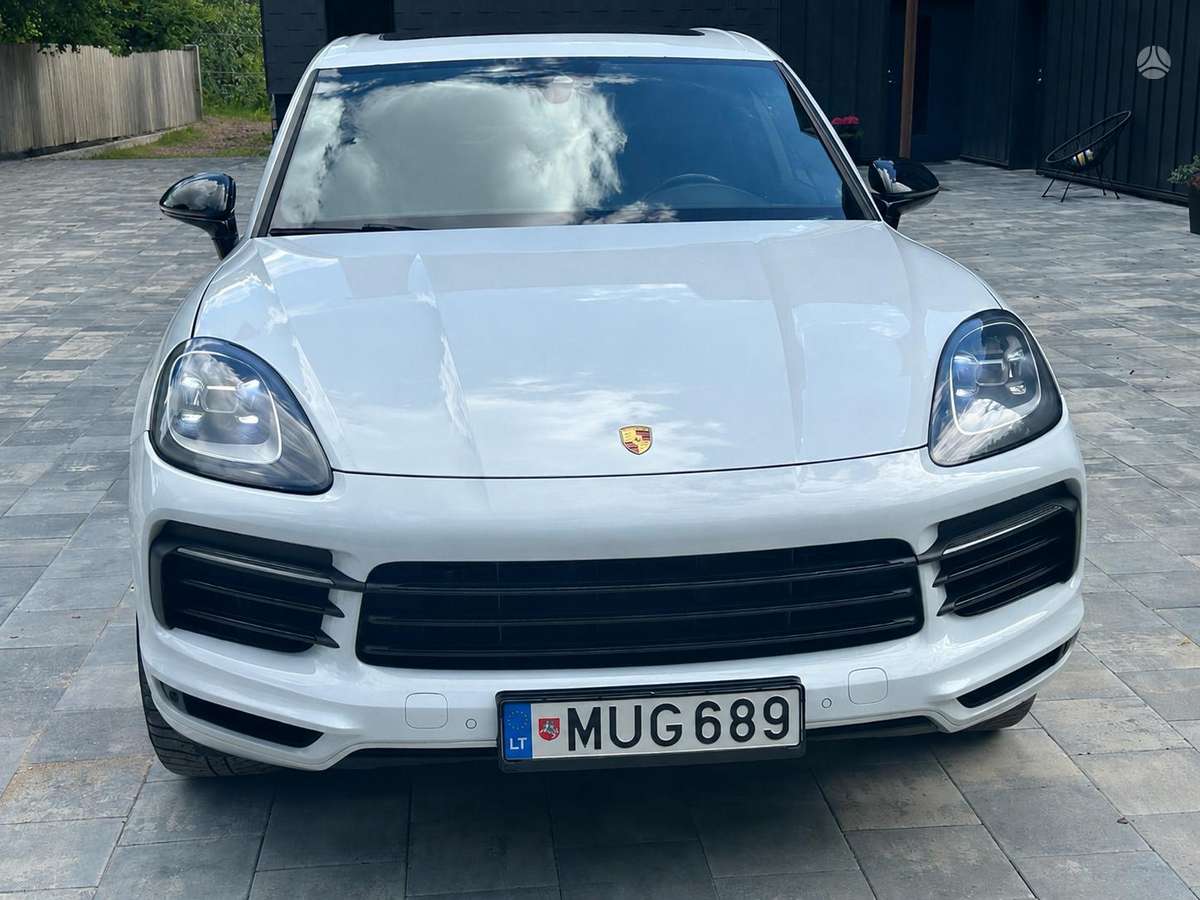 Porsche Cayenne - 2