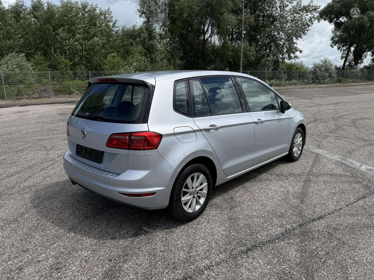 Volkswagen Golf Sportsvan - 3