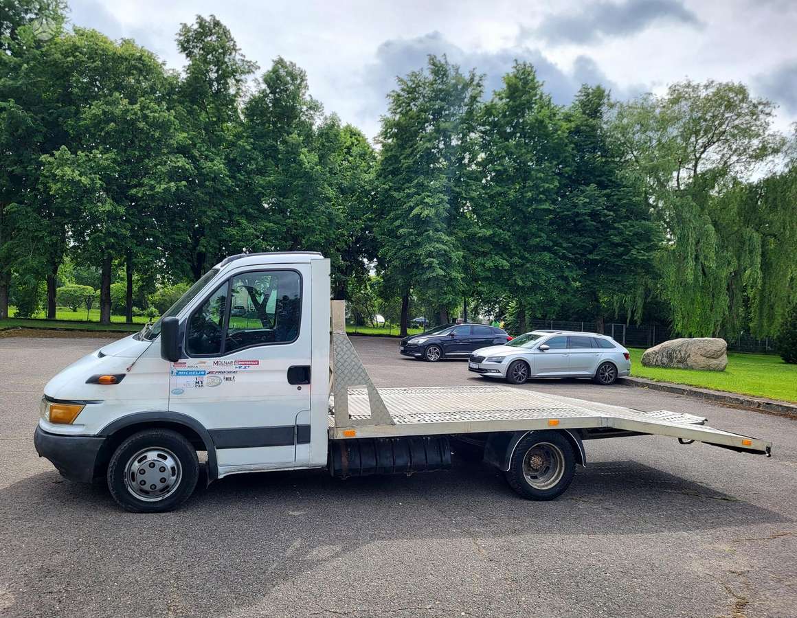 Iveco 35c13, автовозы