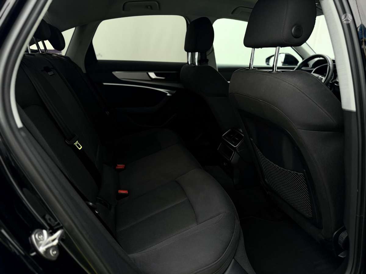 Audi A6, 2.0 l., Седан