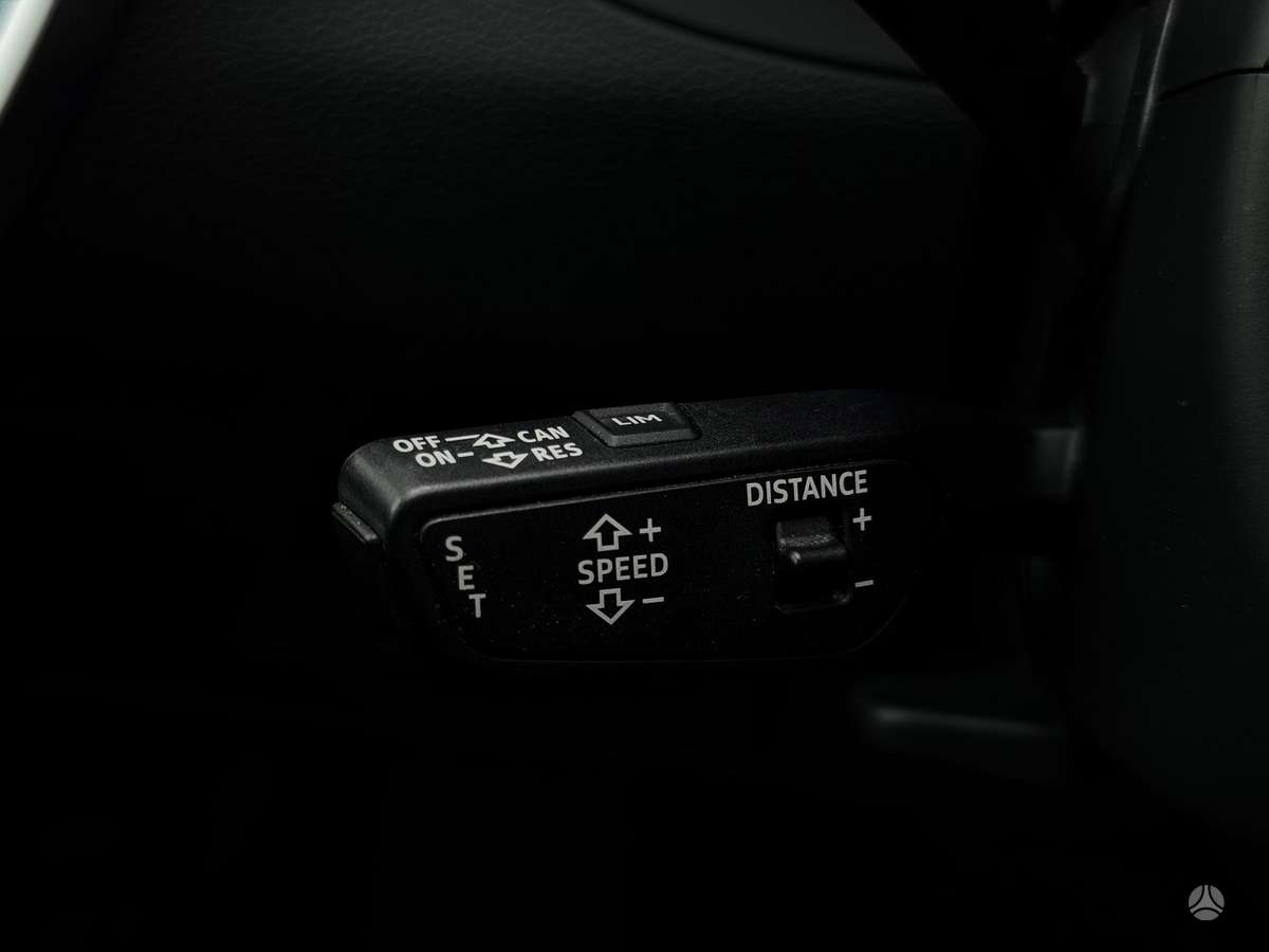 Audi A6, 2.0 l., Седан