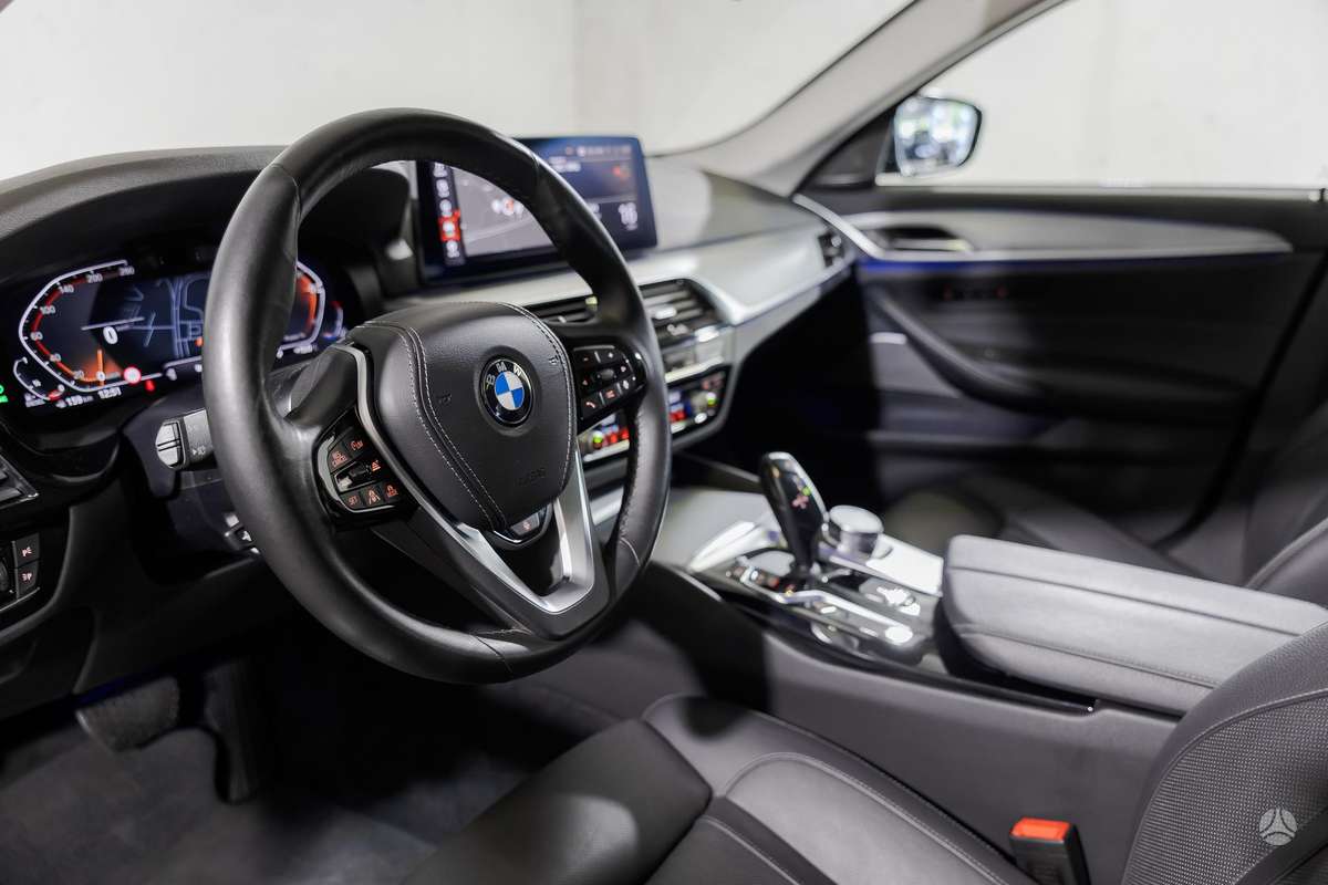BMW 520, 2.0 l., Универсал