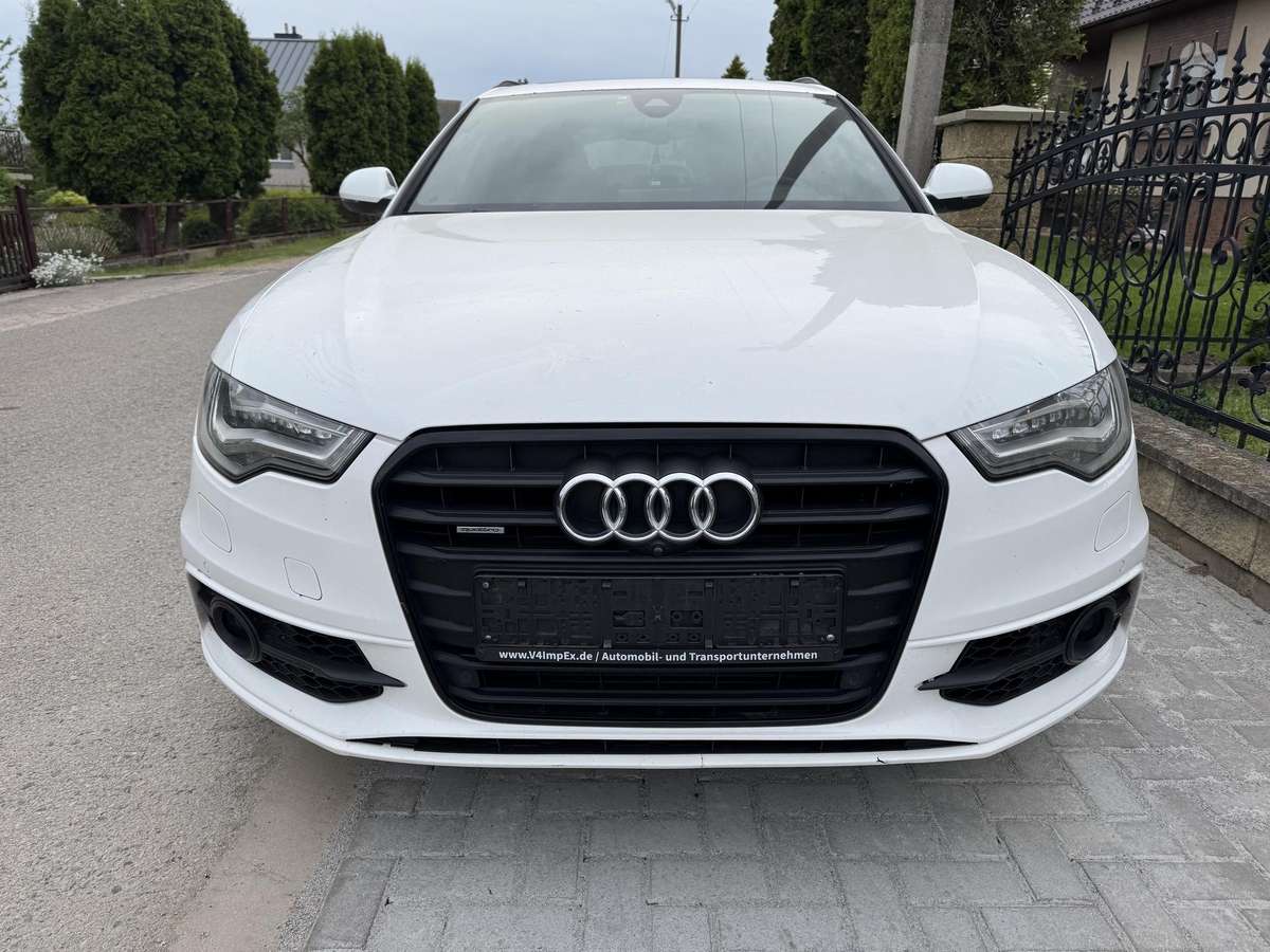Audi A6 rezerves daļās. Pritraukejai