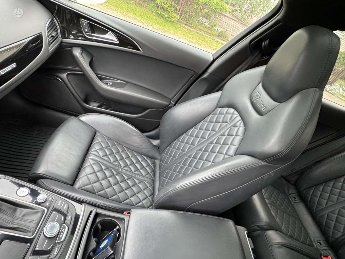 Audi A6 rezerves daļās. Pritraukejai