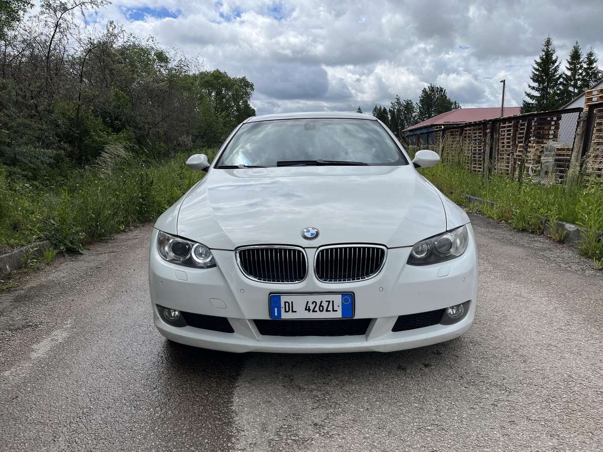 BMW 330, 3.0 l., Купе (coupe)