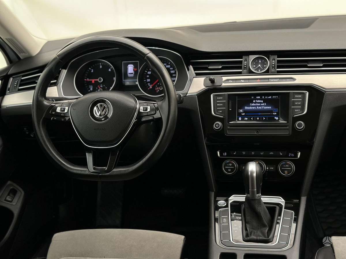 Volkswagen Passat, 2.0 l., Универсал