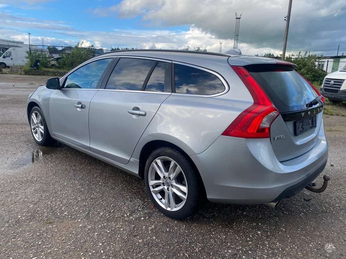 Volvo V60, 2.4 l., wagon