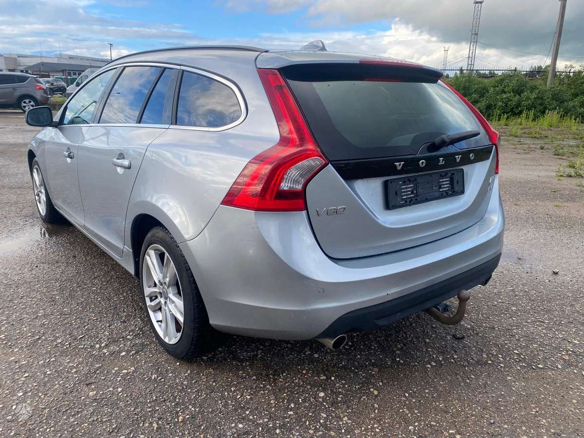 Volvo V60, 2.4 l., Универсал