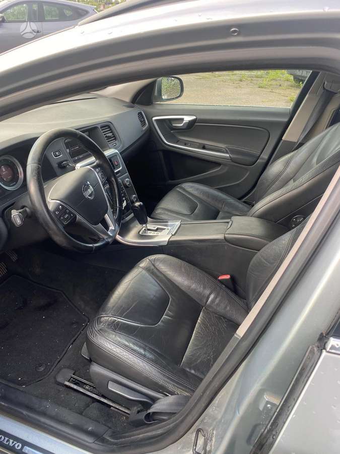 Volvo V60, 2.4 l., wagon