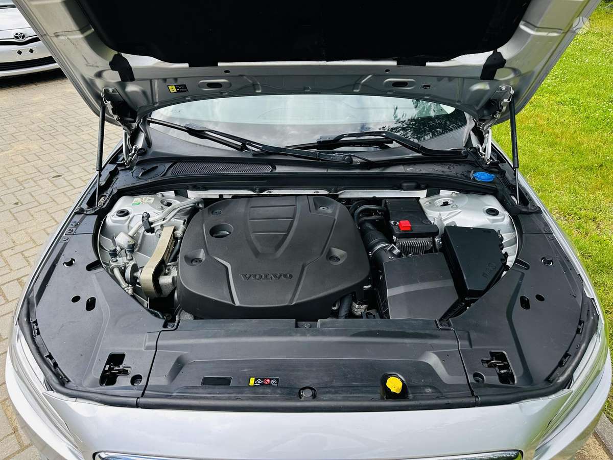 Volvo V90, 2.0 l., Универсал