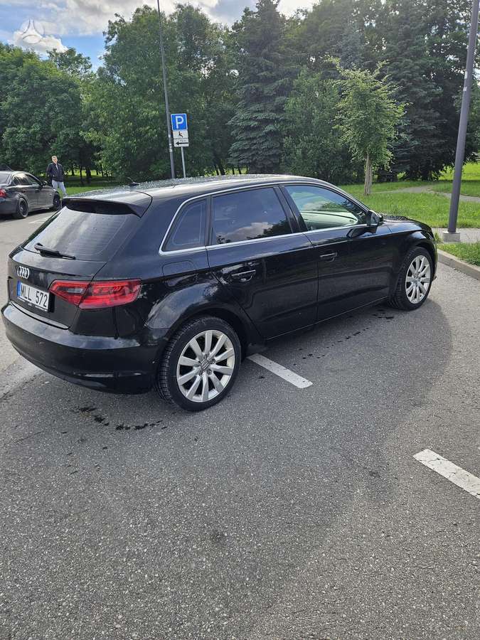 Audi A3, 1.6 l., Хэтчбек
