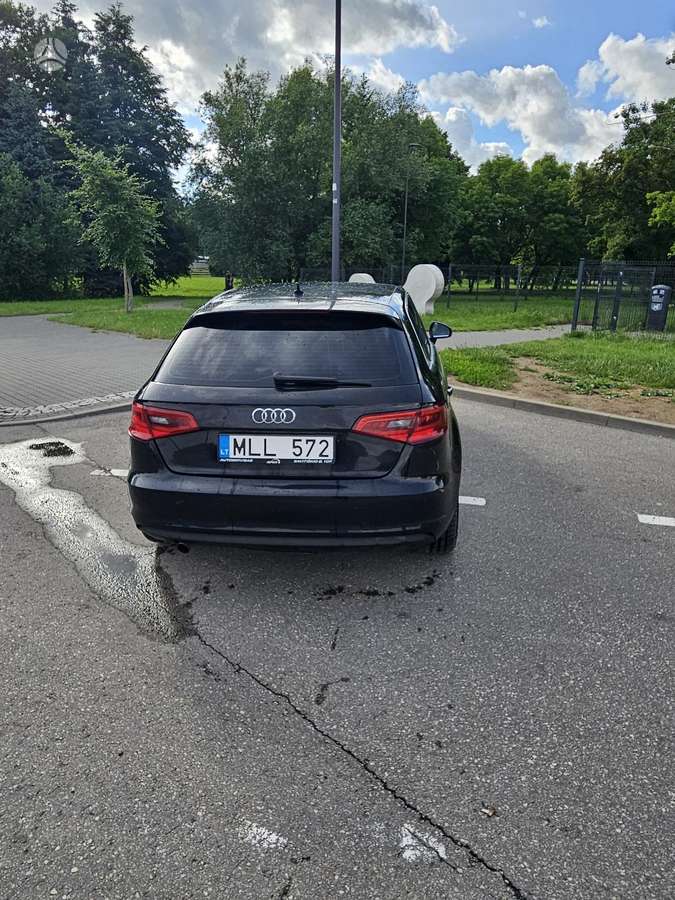 Audi A3, 1.6 l., Хэтчбек