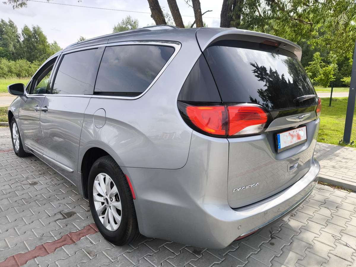 Chrysler Pacifica, 3.6 l., Минивэн