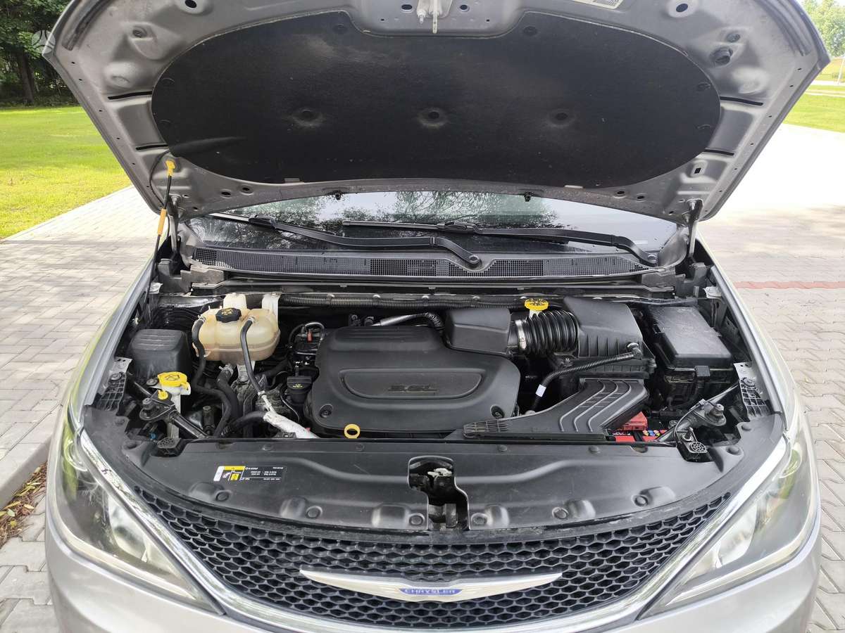 Chrysler Pacifica, 3.6 l., Минивэн
