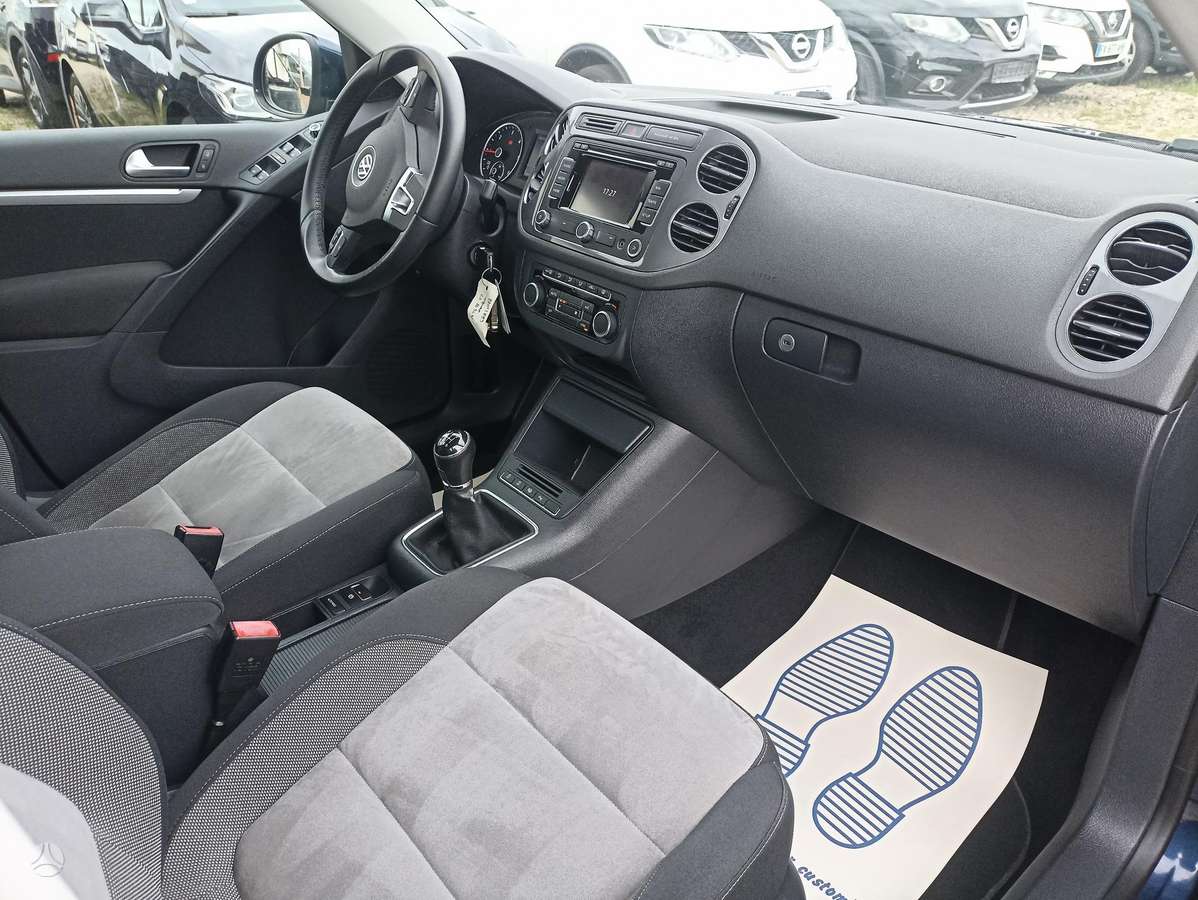 Volkswagen Tiguan - 10