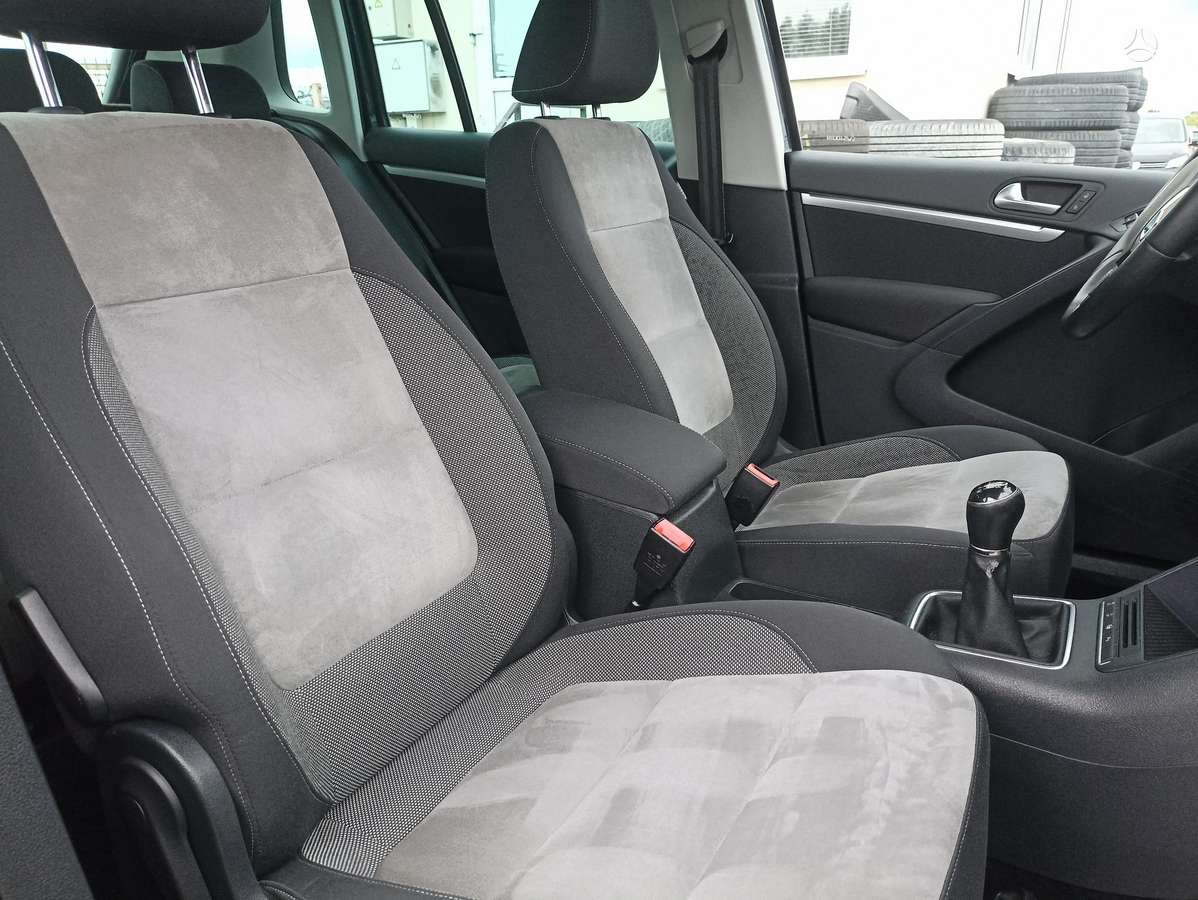 Volkswagen Tiguan - 11