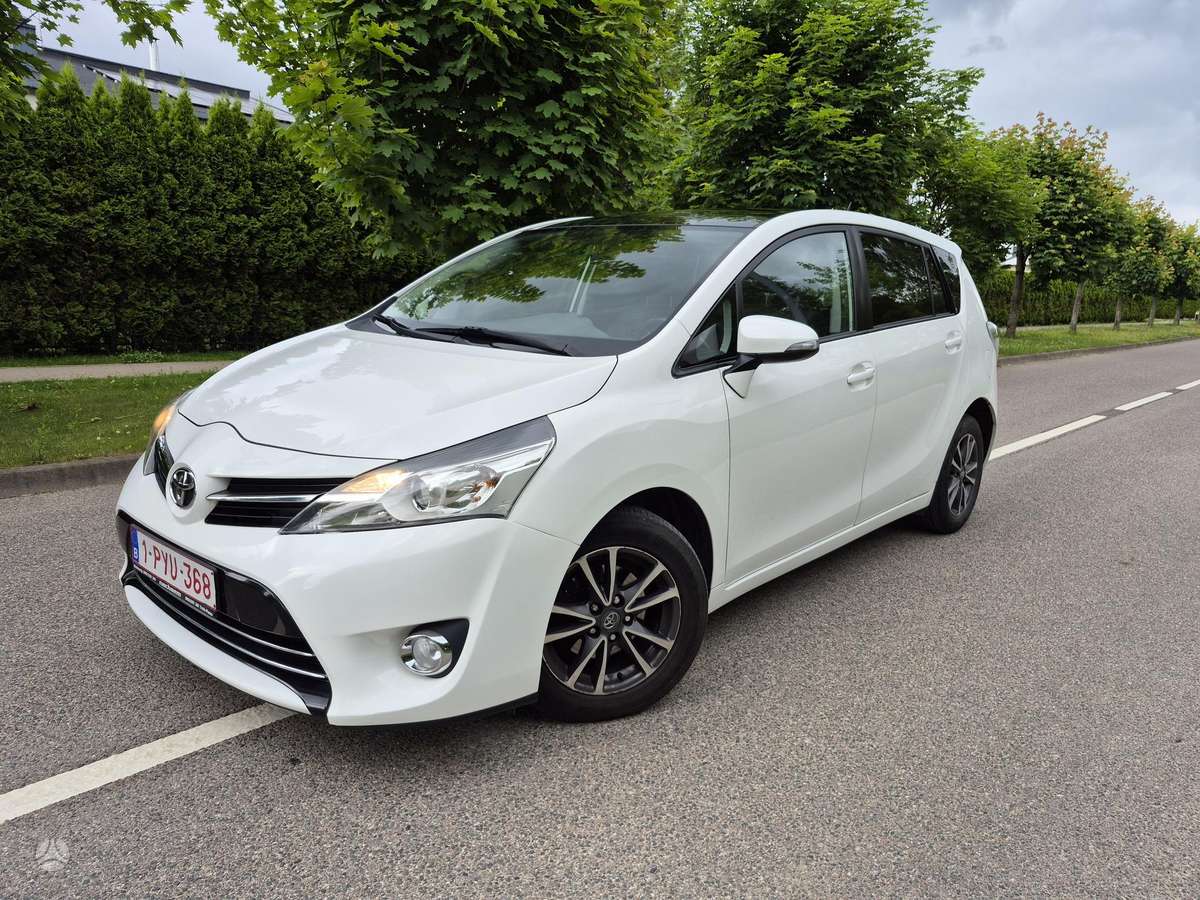 Toyota Verso, 2.0 l., wagon