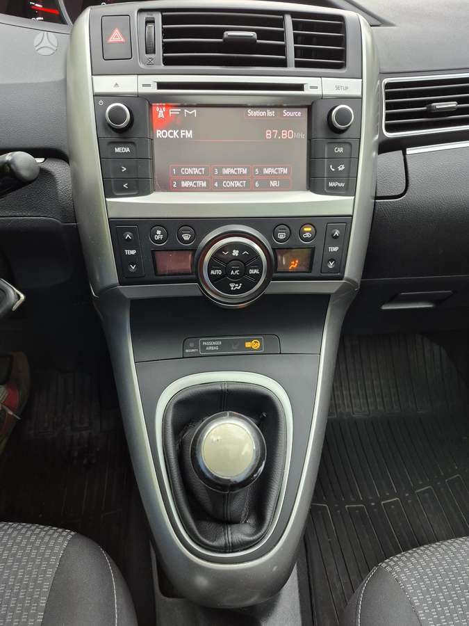 Toyota Verso, 2.0 l., wagon