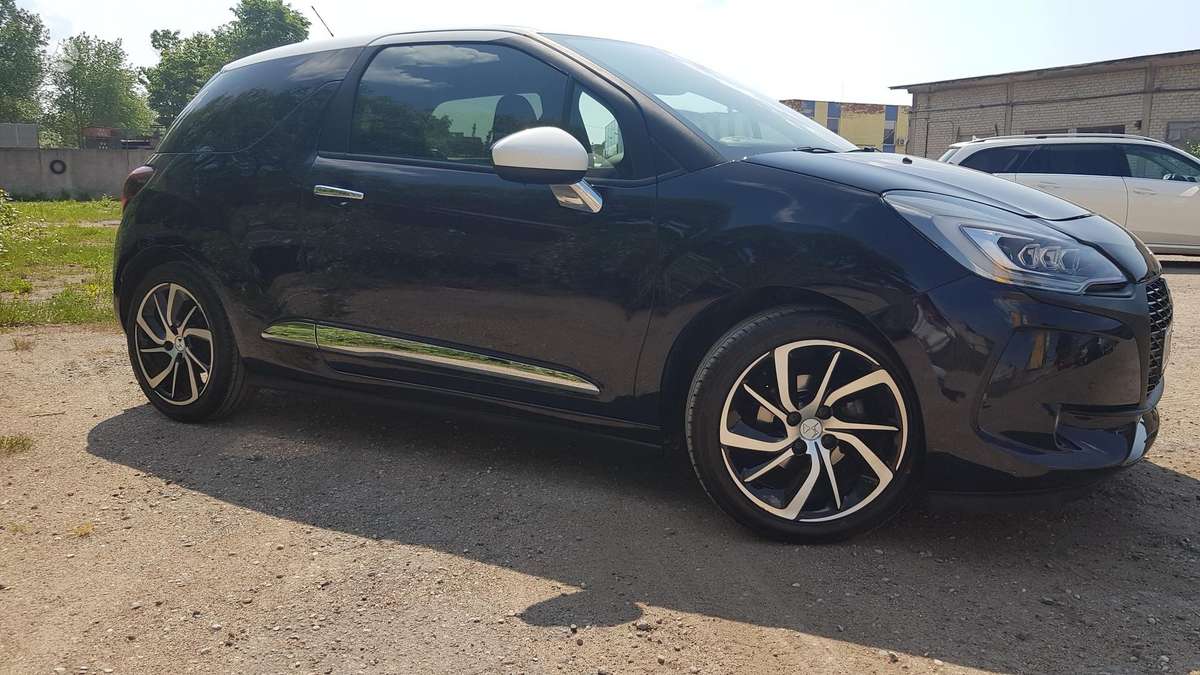 Citroen DS3, 1.6 l., hatchback