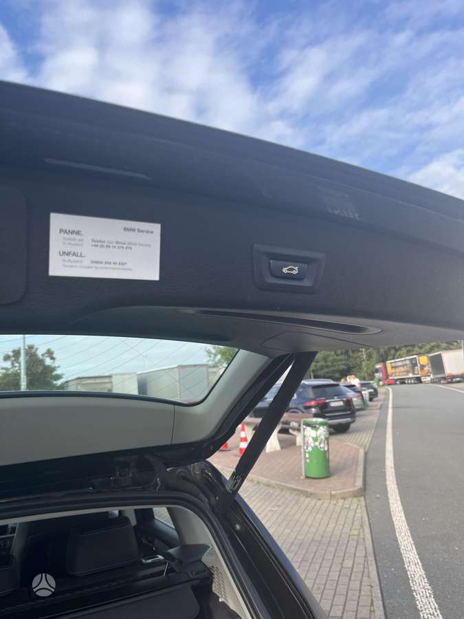 BMW X3, 2.0 l., off-road / crossover