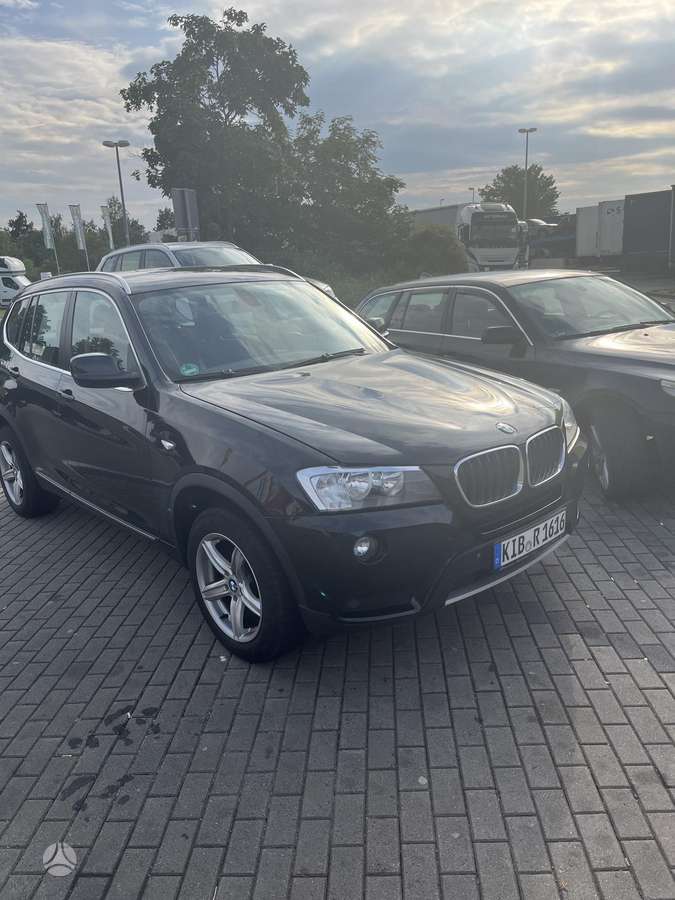 BMW X3, 2.0 l., off-road / crossover