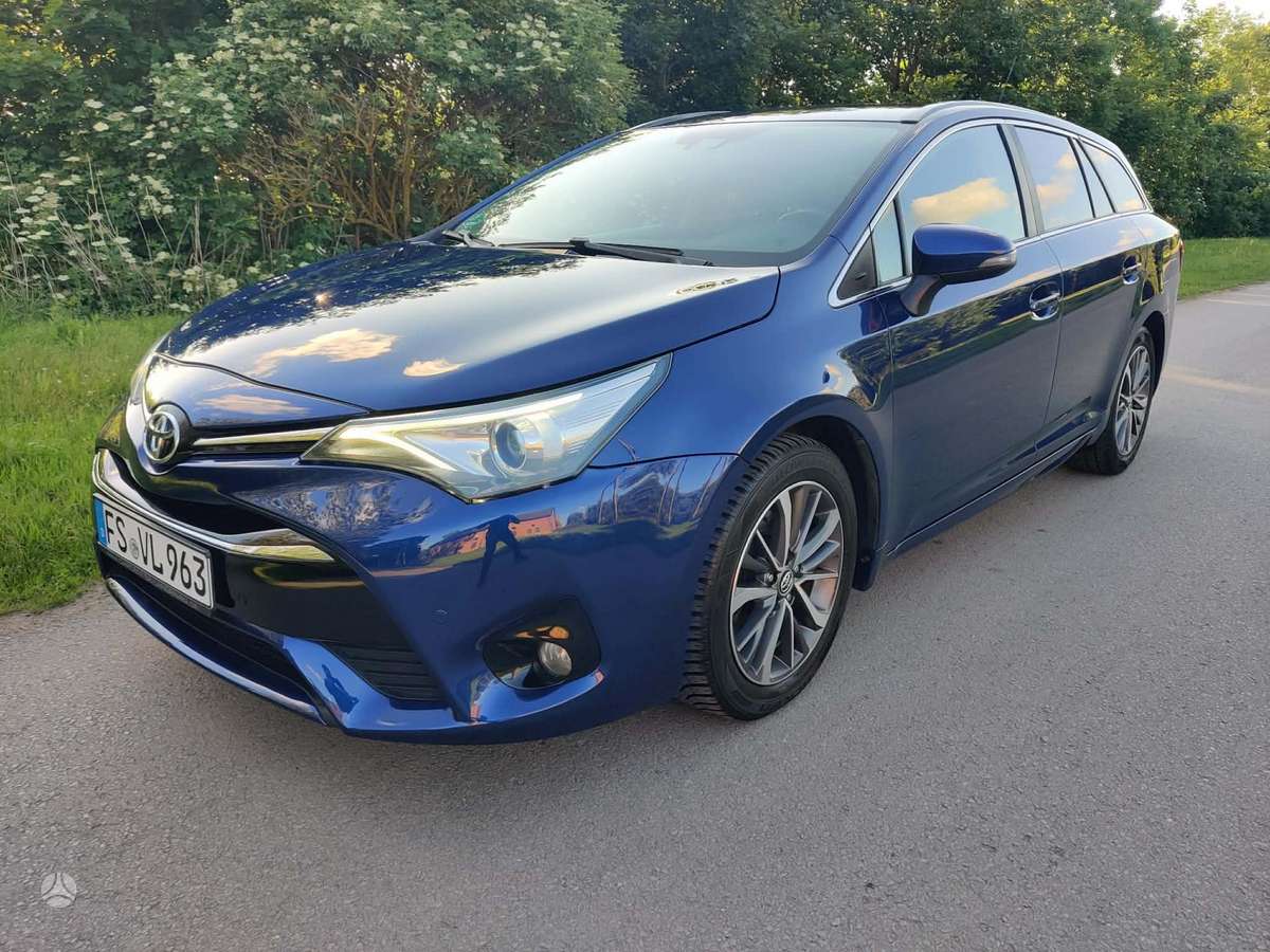 Toyota Avensis - 5