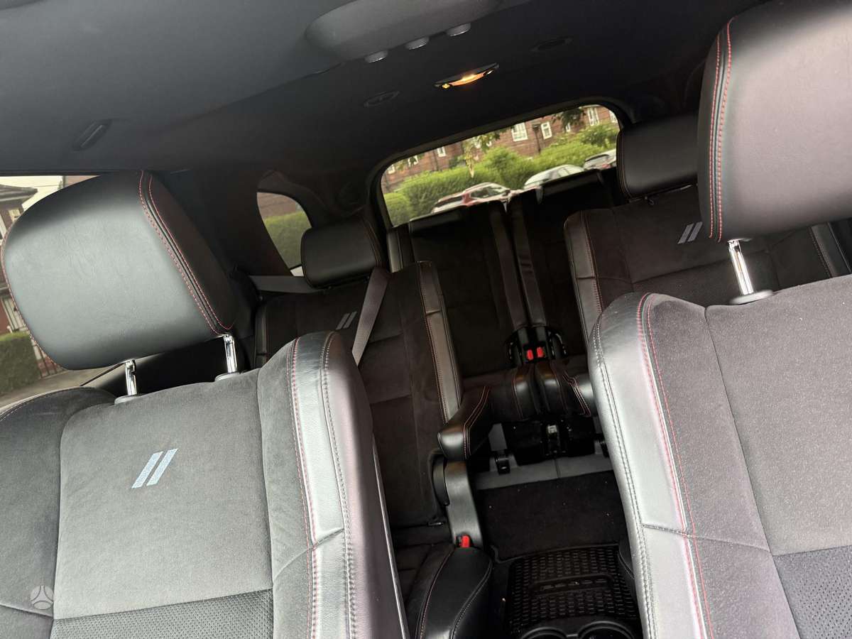 Dodge Durango, 5.7 l., off-road / crossover