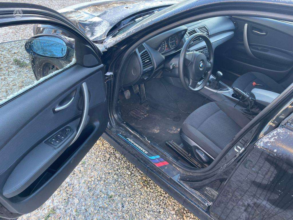 BMW 1 serija