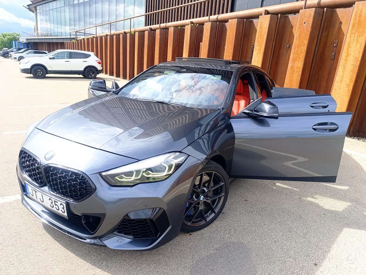 BMW M235 Gran Coupe , 2.0 l., Седан