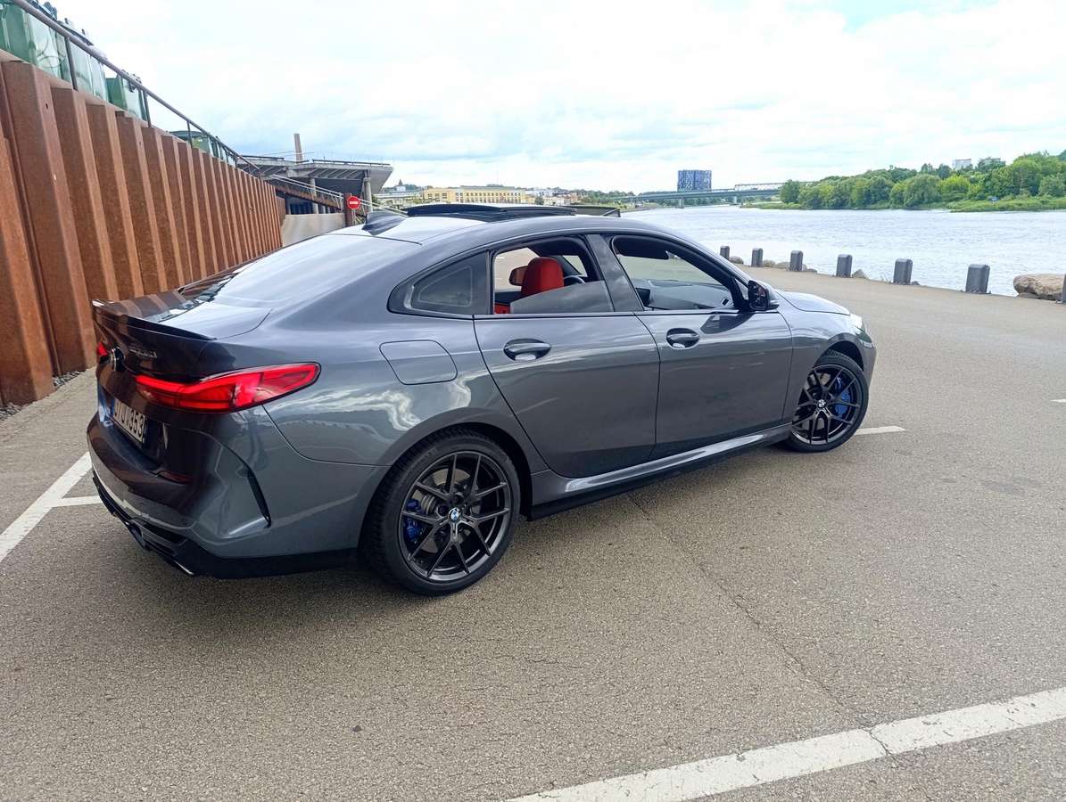 BMW M235 Gran Coupe , 2.0 l., Седан