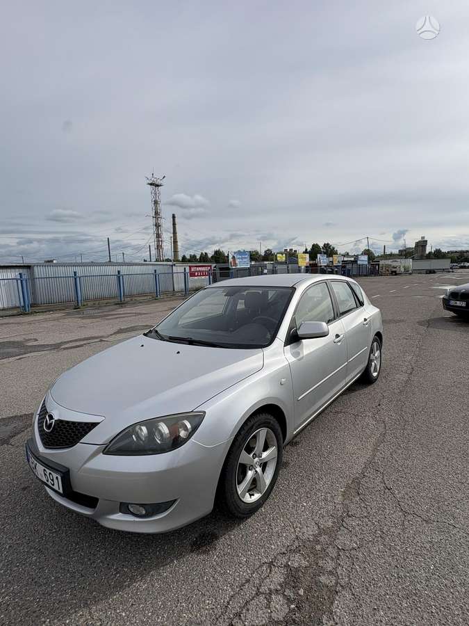 Mazda 3, 1.6 l., hatchback