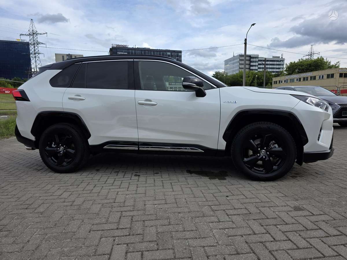 Toyota RAV4 - 2