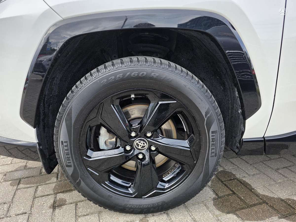 Toyota RAV4 - 12