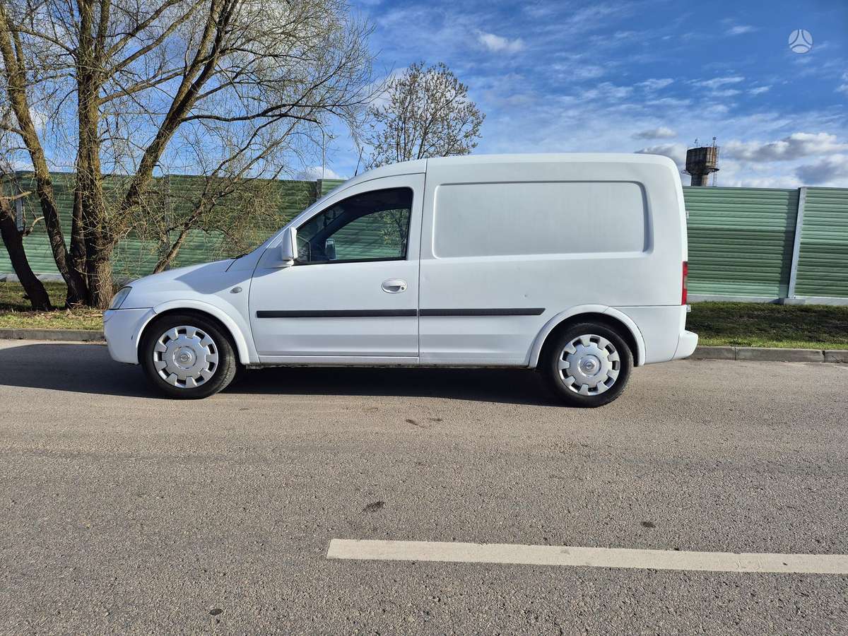 Opel Combo, 1.7 l., mpv / minivan