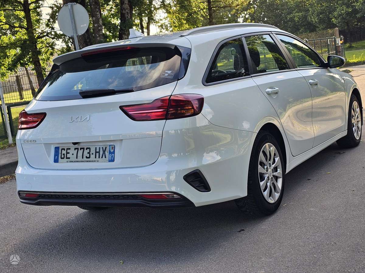 Kia Ceed, 1.6 l., Универсал