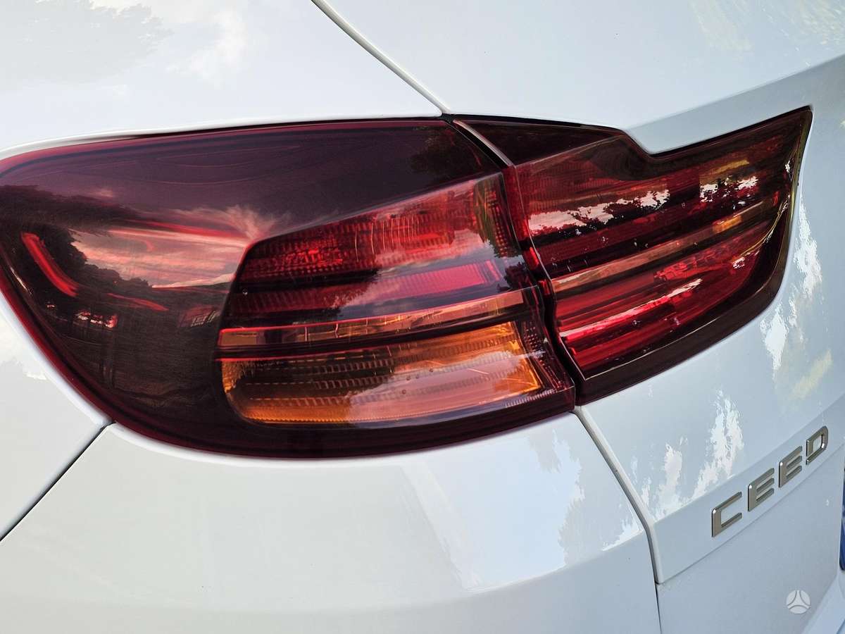 Kia Ceed, 1.6 l., Универсал