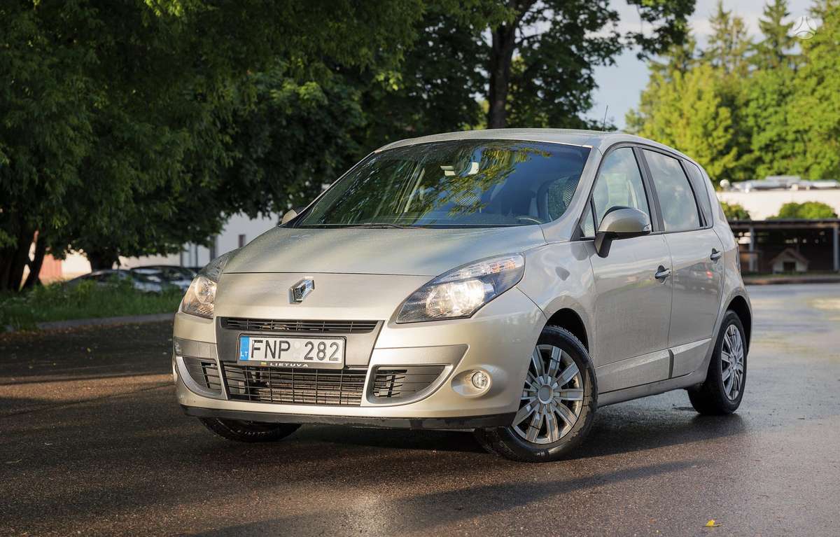Renault Scenic, 1.5 l., Минивэн