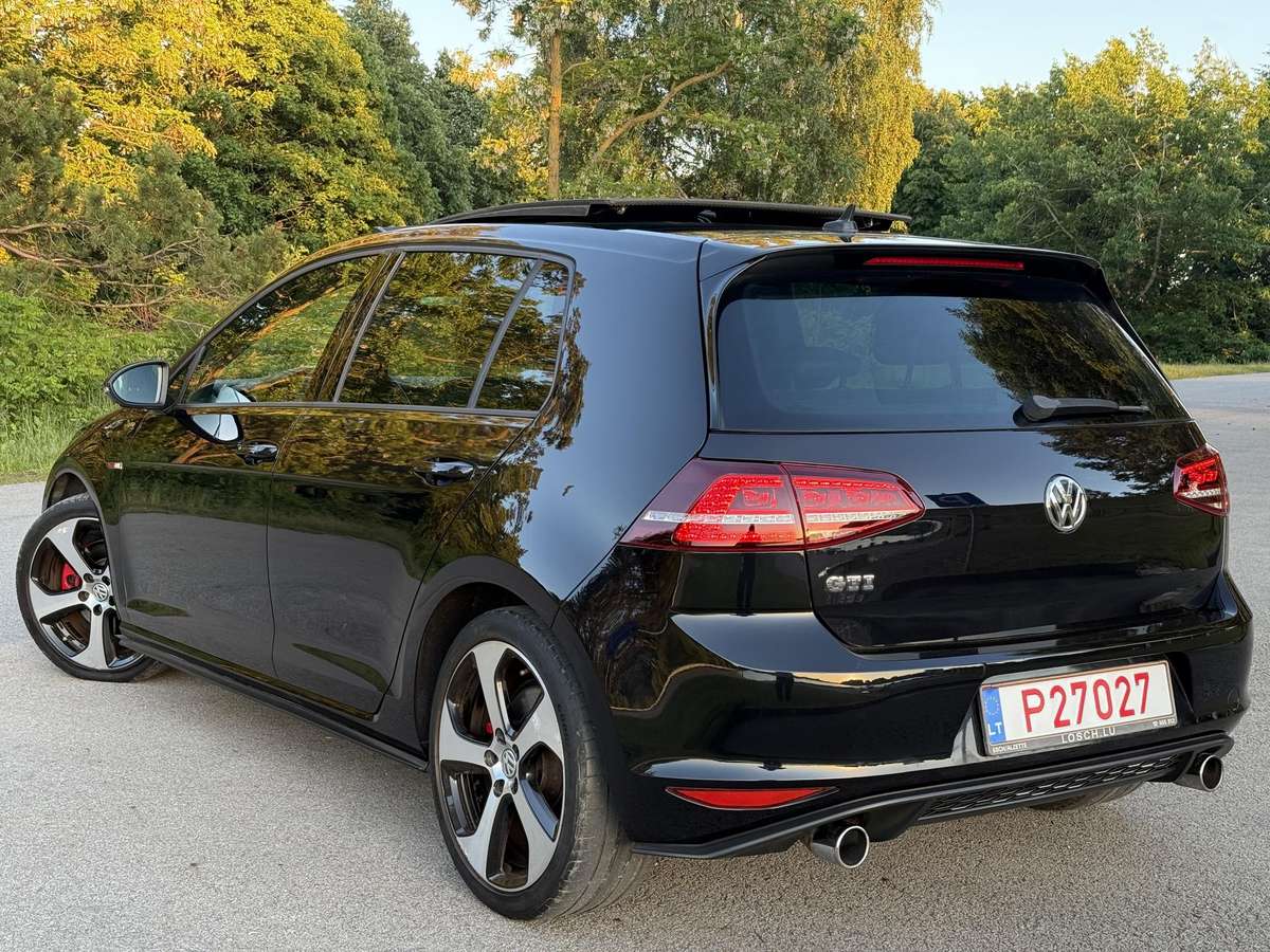 Volkswagen Golf, 2.0 l., hatchback