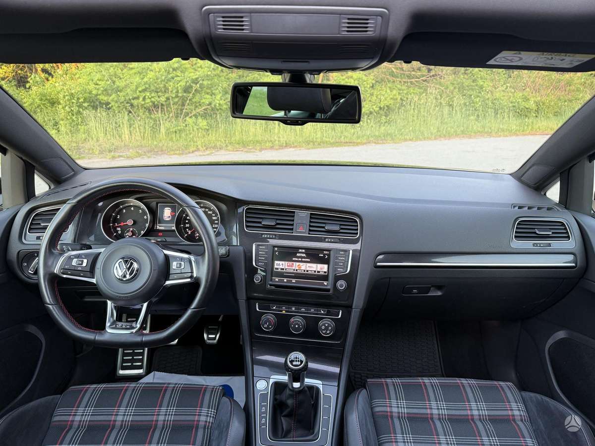 Volkswagen Golf, 2.0 l., hatchback
