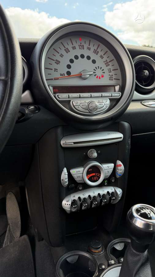 Mini One, 1.4 l., hatchback