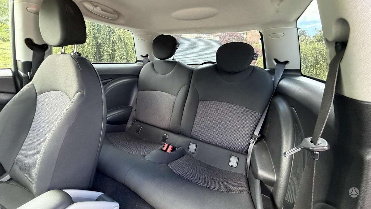 Mini One, 1.4 l., hatchback