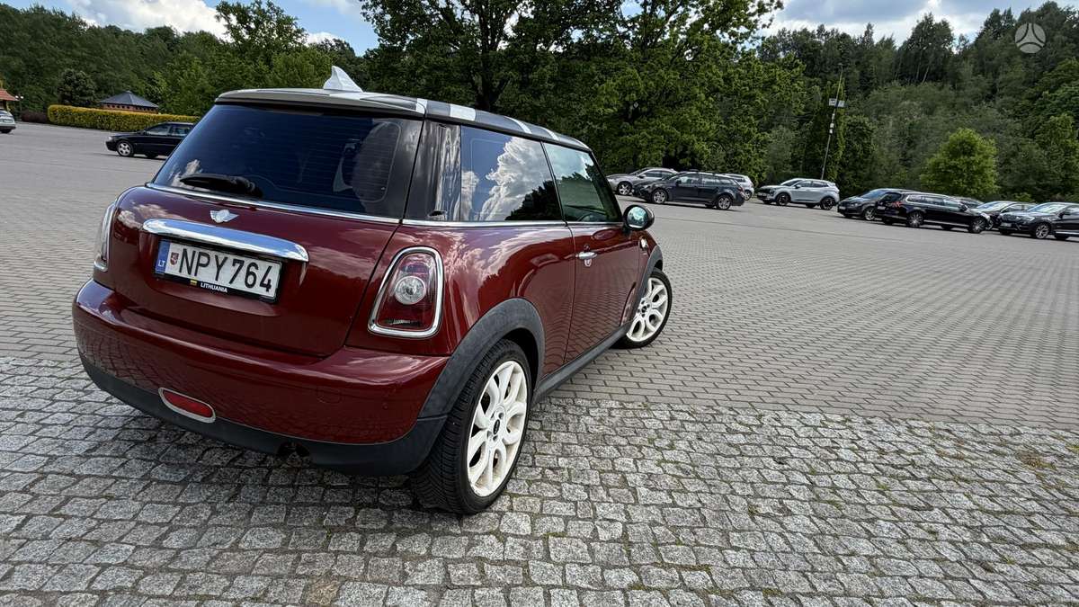 Mini One, 1.4 l., hatchback