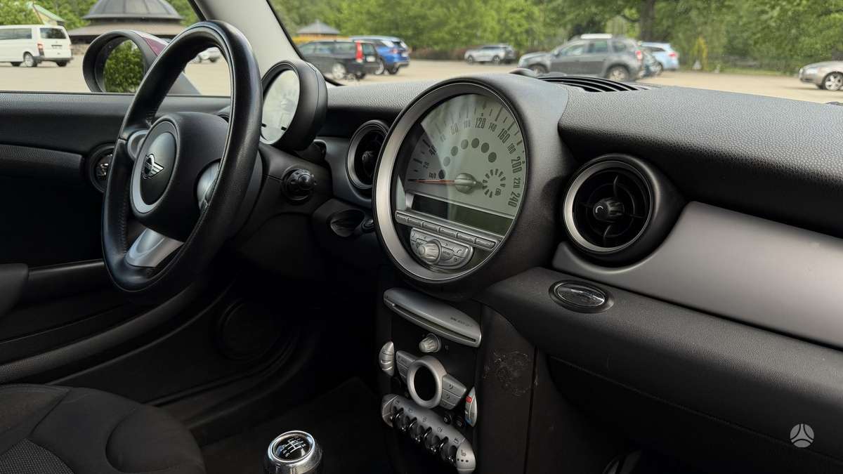 Mini One, 1.4 l., hatchback