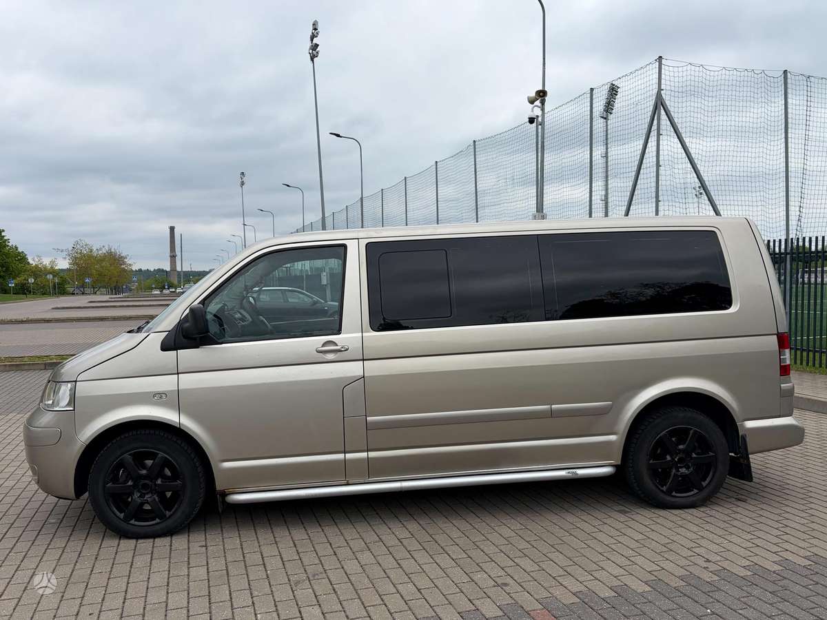 Volkswagen Transporter - 2