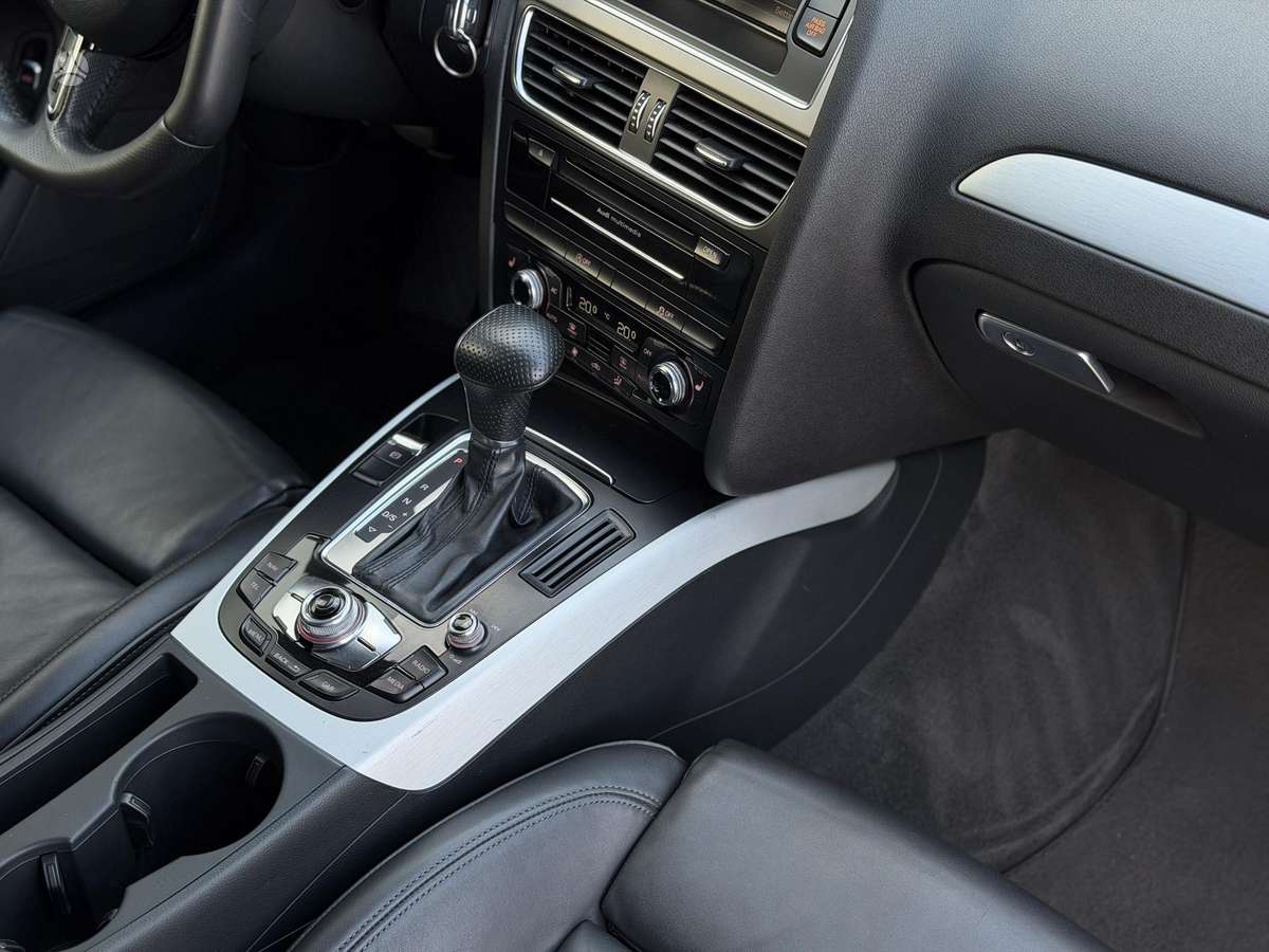 Audi A4, 2.0 l., universalas
